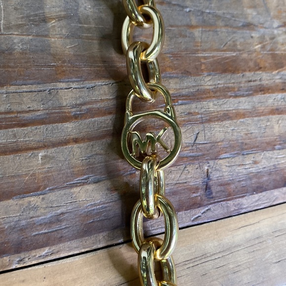 Michael Kors Goldtone Link Toggle Logo Branding Bracelet - Picture 11 of 16